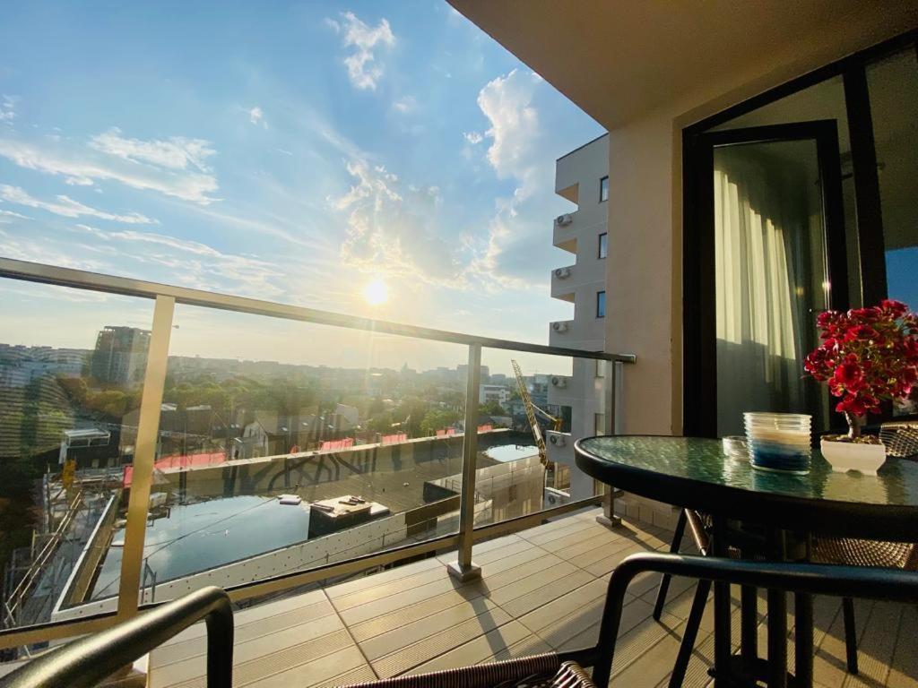 Soho - View With Rooftop Garden * Bucharest