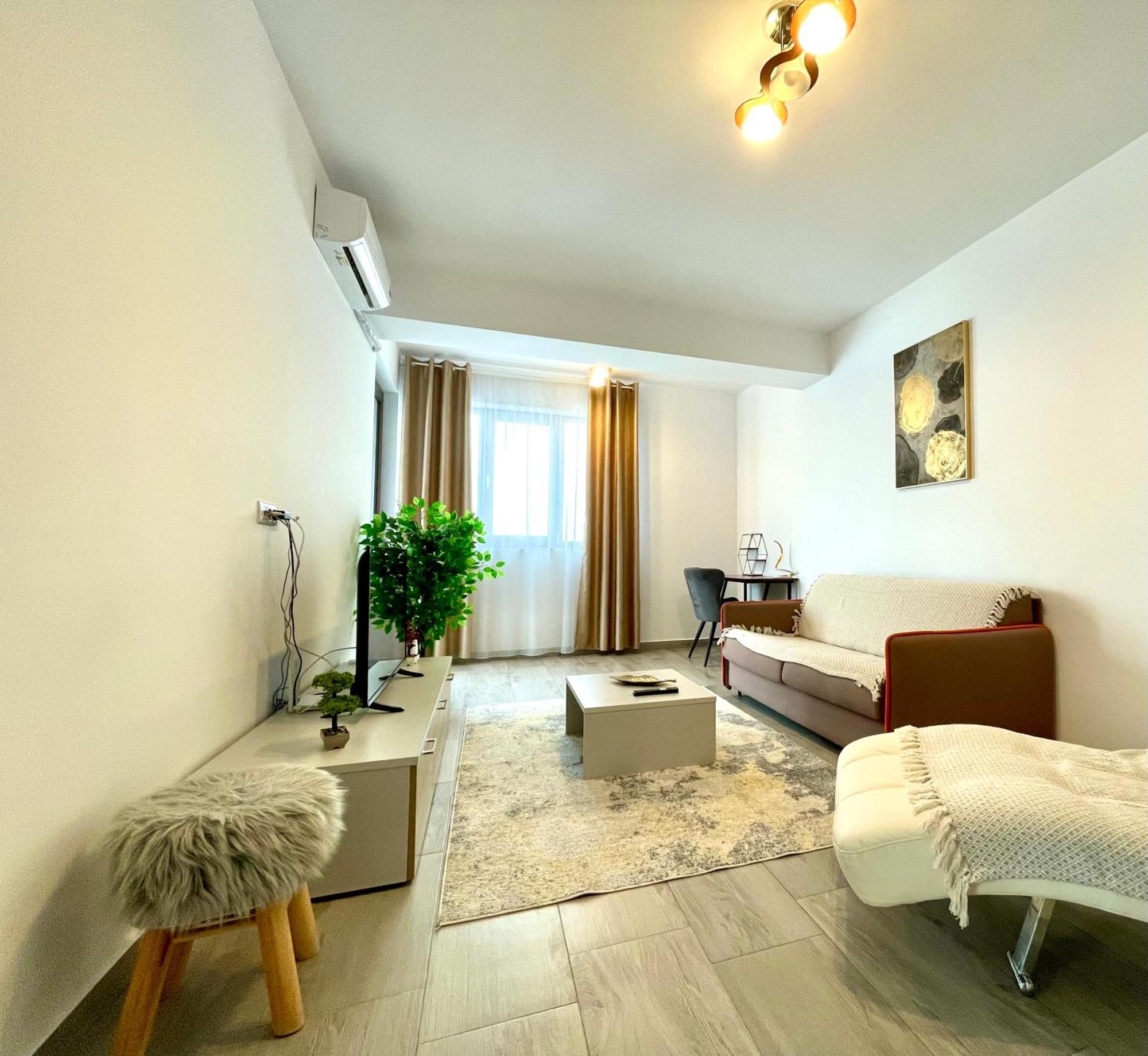 Soho - View With Rooftop Garden * Bucharest